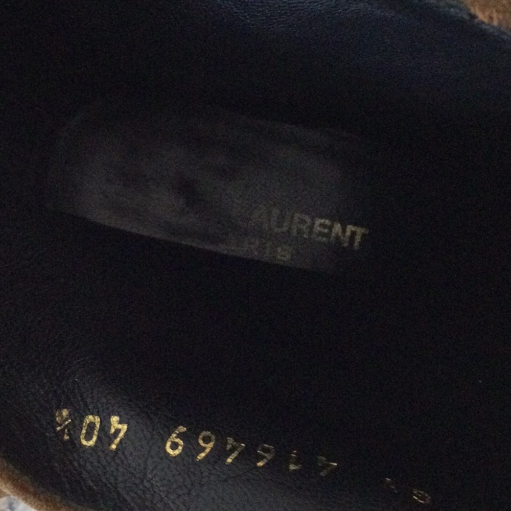 Saint Laurent Tan Suede Boots with Black Leather Star Accents - Picture 9 of 13